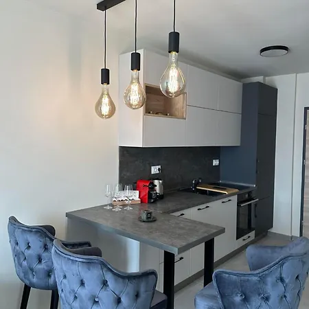 Romantic Studio Apartment *